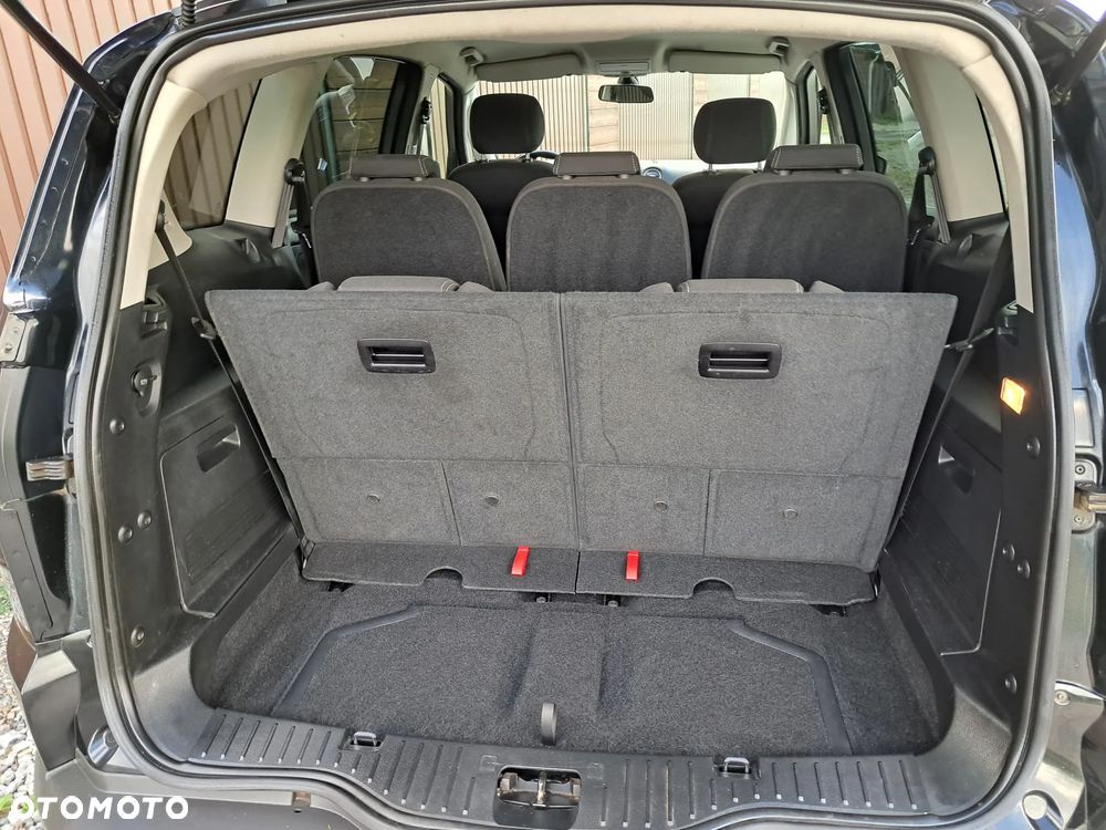 Ford S-Max 2.0 TDCi Titanium - 28