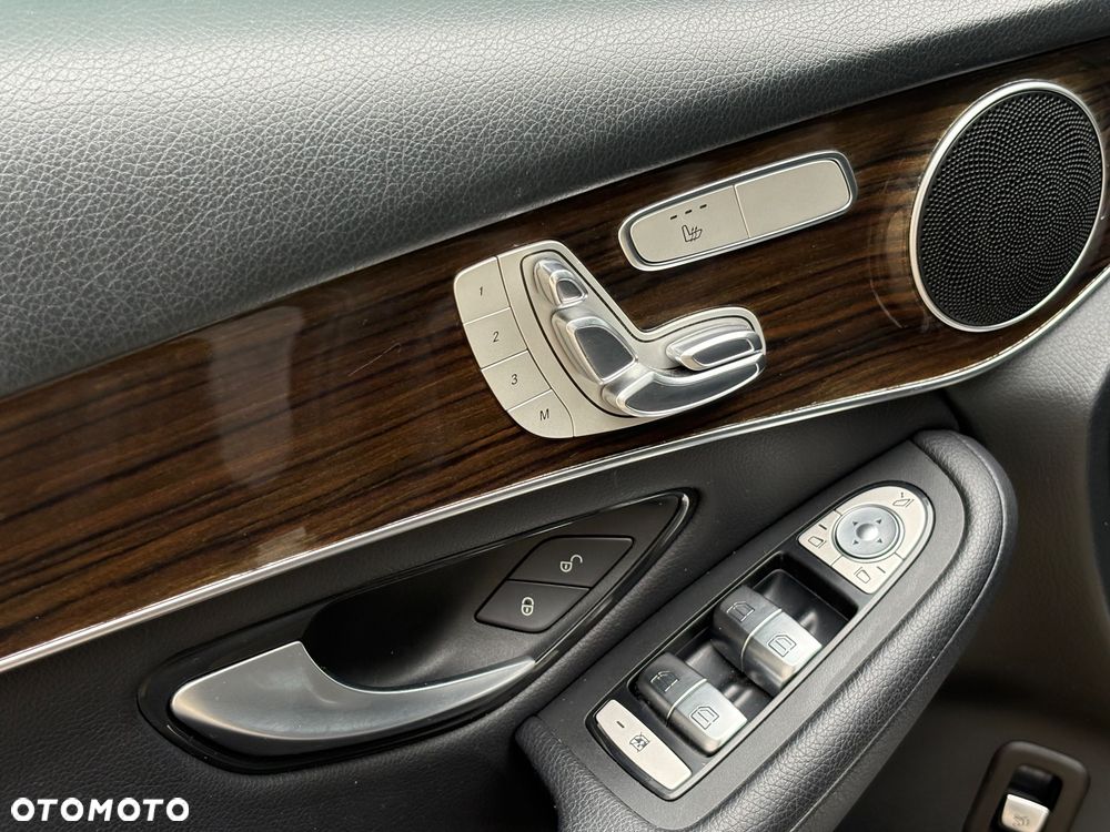 Mercedes-Benz GLC 300 4Matic 9G-TRONIC - 16