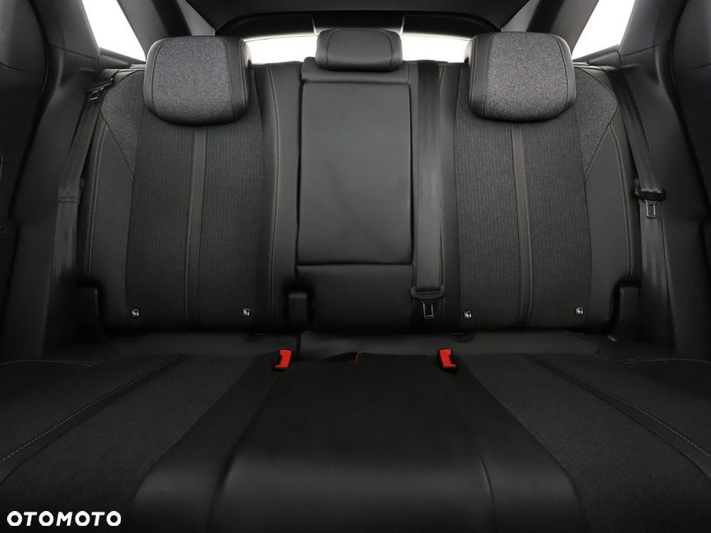 Peugeot 3008 2.0 BlueHDi GT S&S EAT8 - 19