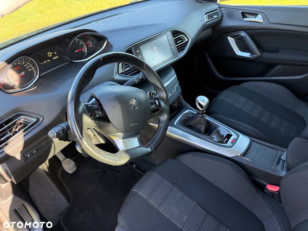 Peugeot 308 - 16