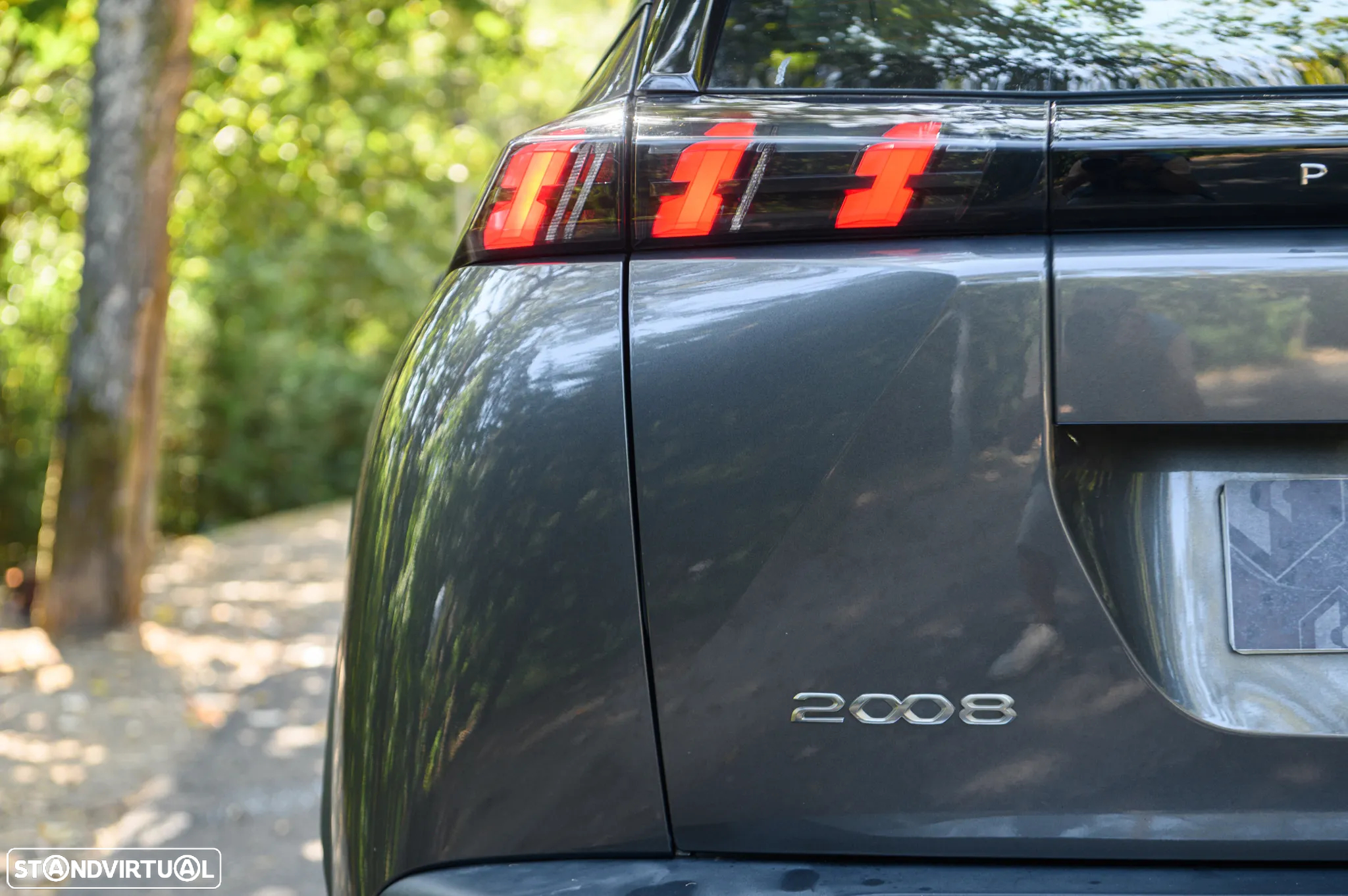Peugeot 2008 1.2 PureTech Allure Pack - 9