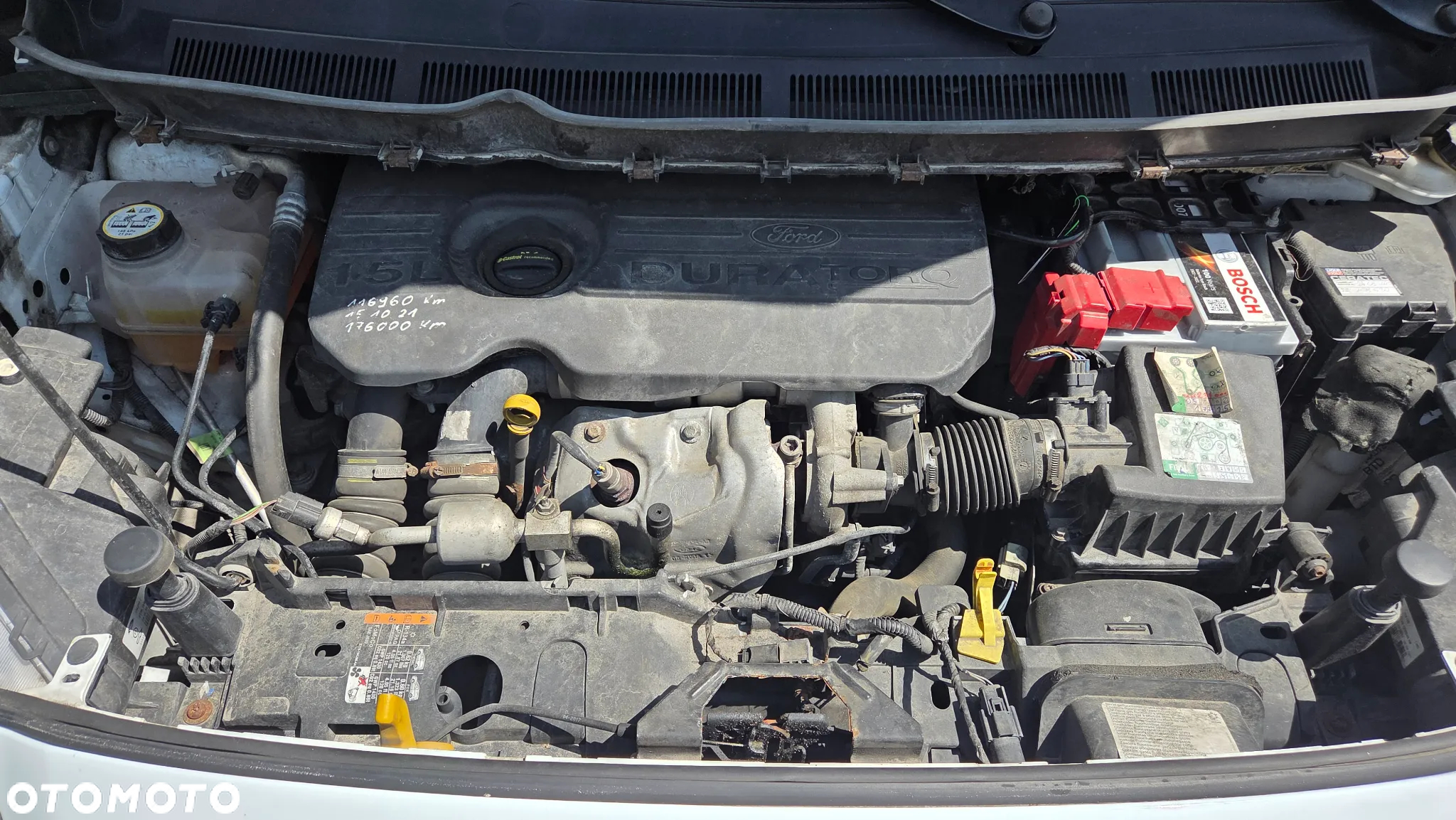 Ford Transit Courier - 19