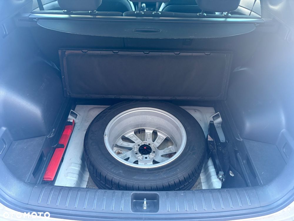 Hyundai Tucson 2.0 CRDI BlueDrive GO 2WD - 11