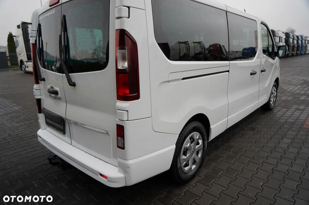 Renault TRAFIC III / BUS / 9 MIEJSC / PIERWSZY WŁAŚCICIEL / POLSKI SALON / 2022 ROK / - 15