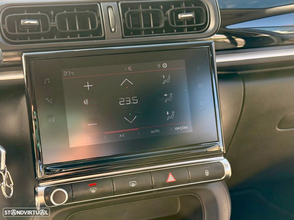 Citroën C3 1.2 PureTech Shine - 18