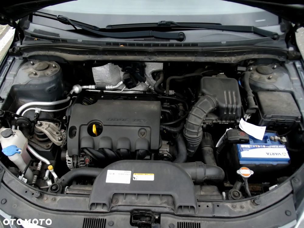 Hyundai i30 1.4 Comfort World Cup - 9