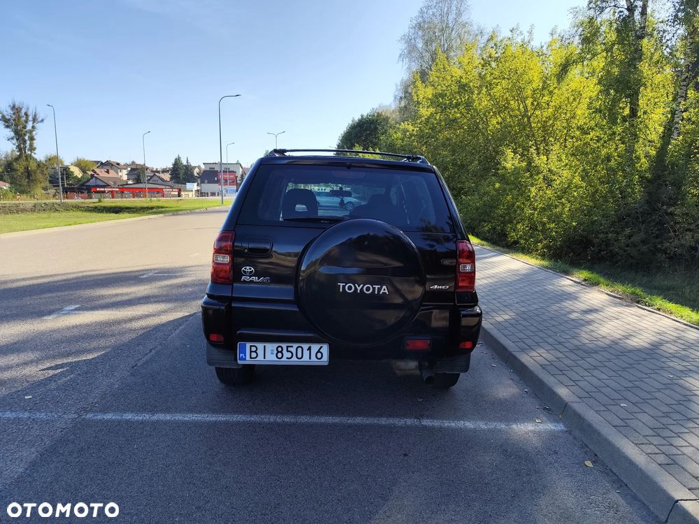 Toyota RAV4 - 5