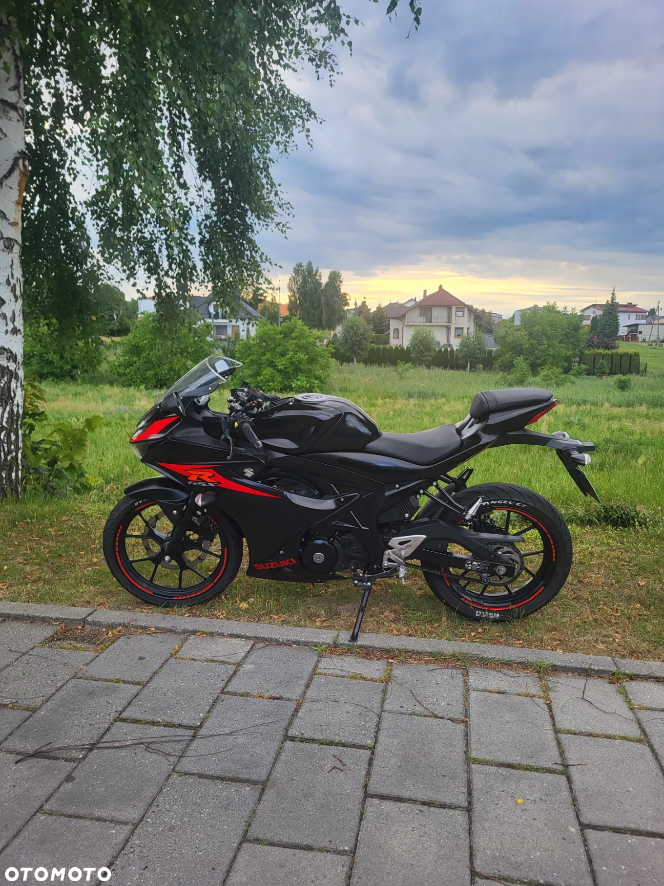 Suzuki GSX-R - 4
