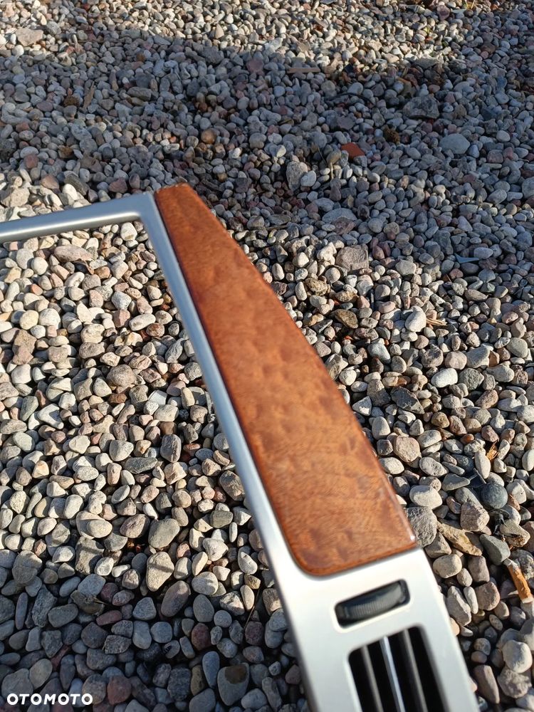 CADILLAC STS Podstawa z drewna szczotkowanego aluminium Ramka deski rozdzielczej radia 25875526 - 5