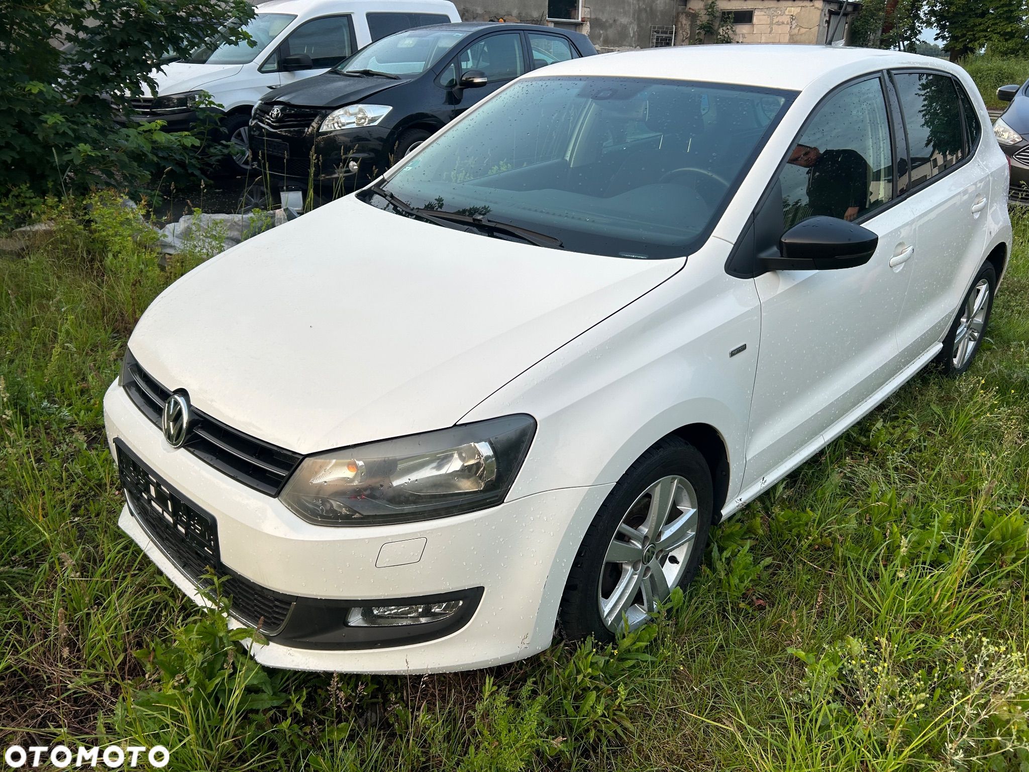 Volkswagen Polo 1.2 MATCH - 1