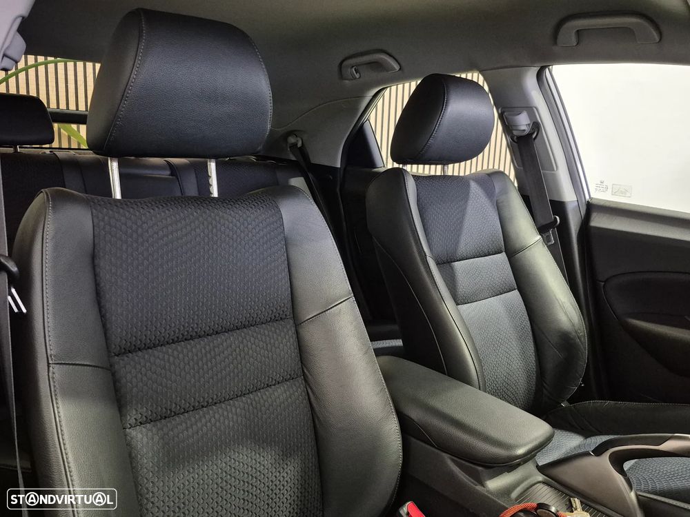 Honda Civic 1.4 i-VTEC Sport Edition - 14