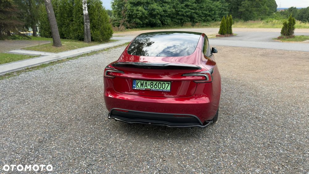 Tesla Model 3 - 23