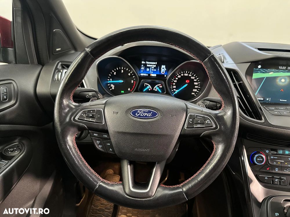Ford Kuga - 16