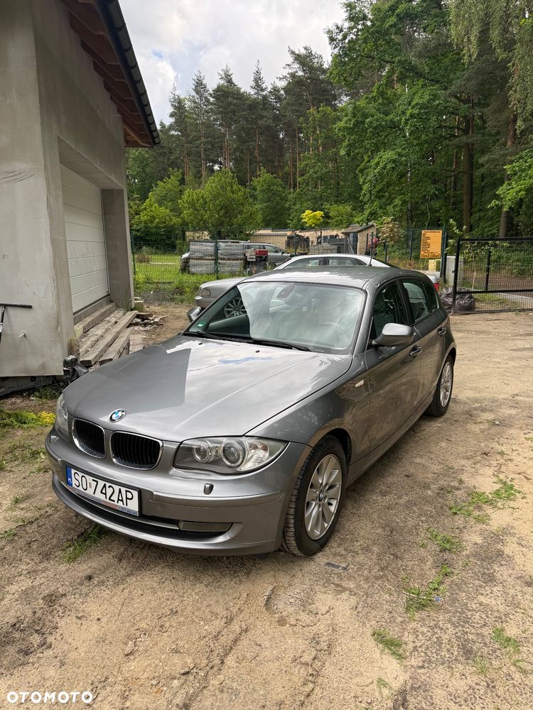 BMW Seria 1 118d DPF - 4