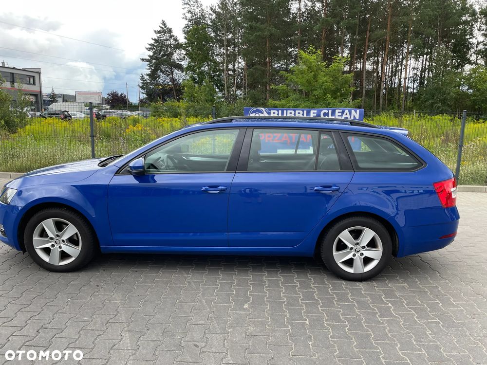 Skoda Octavia 2.0 TDI Ambition DSG - 9