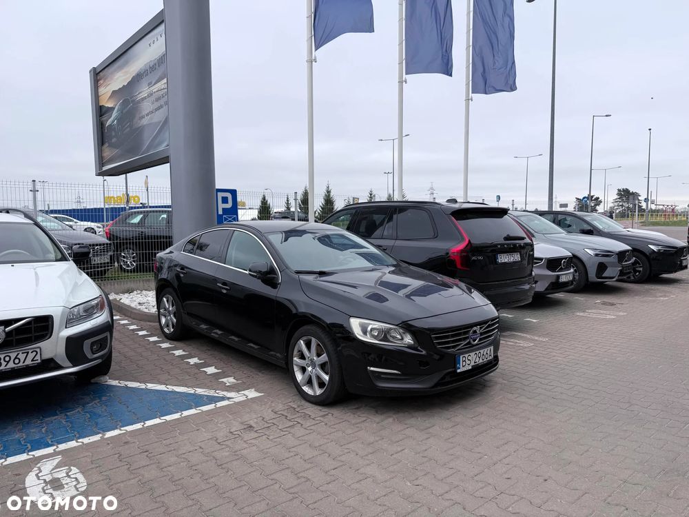 Volvo S60 D2 Drive-E Momentum - 2
