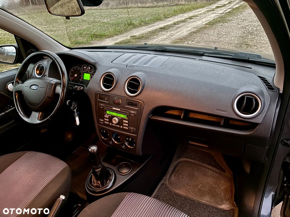 Ford Fusion 1.4 Gold X - 24