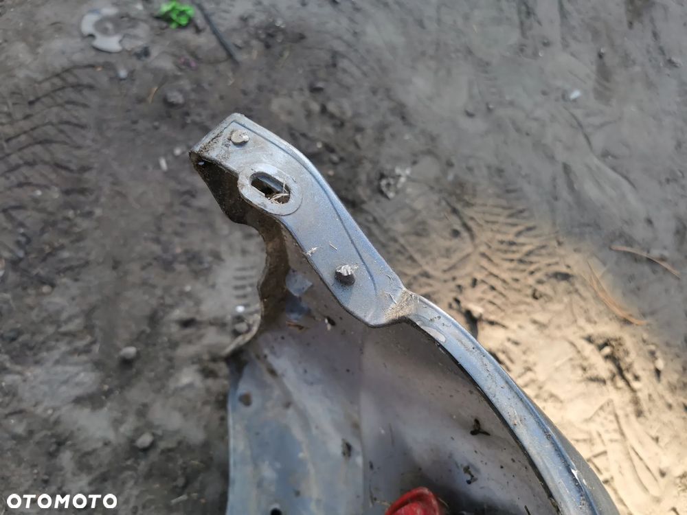 Peugeot 206+ 206 plus 3d Zderzak tył tylni KTH - 10