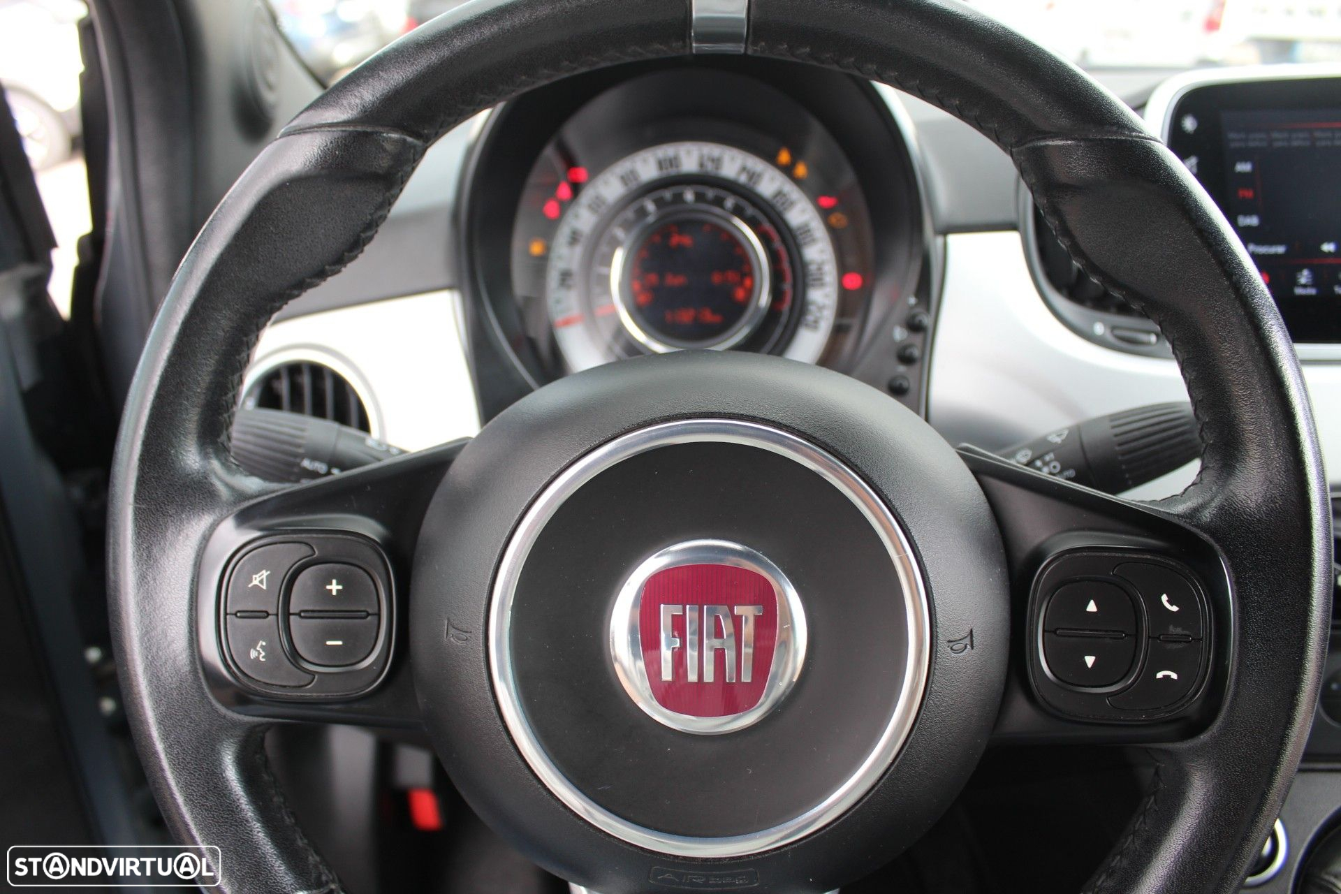 Fiat 500C 1.0 Hybrid Connect - 18