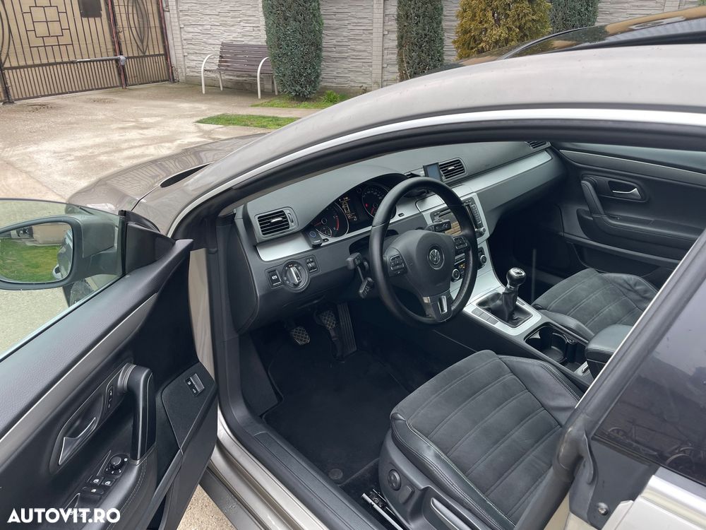 Volkswagen Passat CC - 13