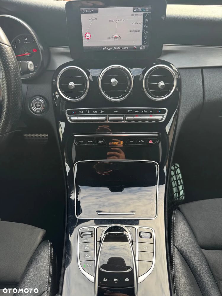 Mercedes-Benz Klasa C 180 9G-TRONIC - 14