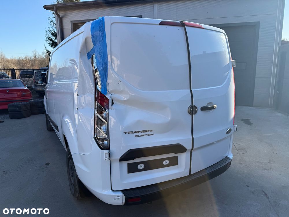 Ford Transit Custom - 13