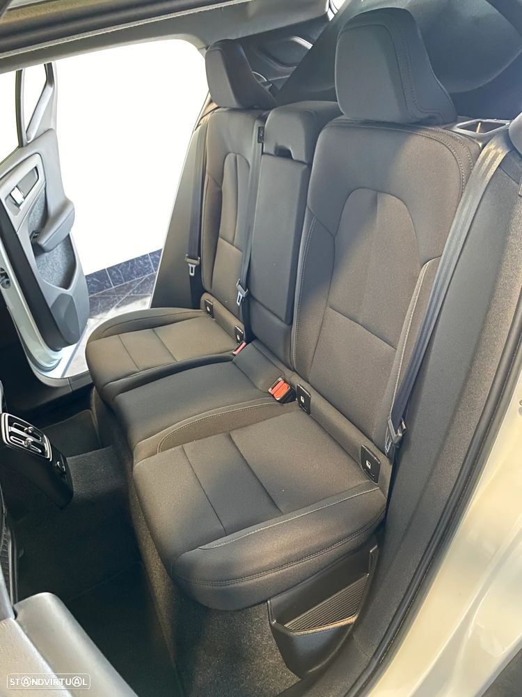 Volvo XC 40 1.5 T4 PHEV Inscription Expression - 4