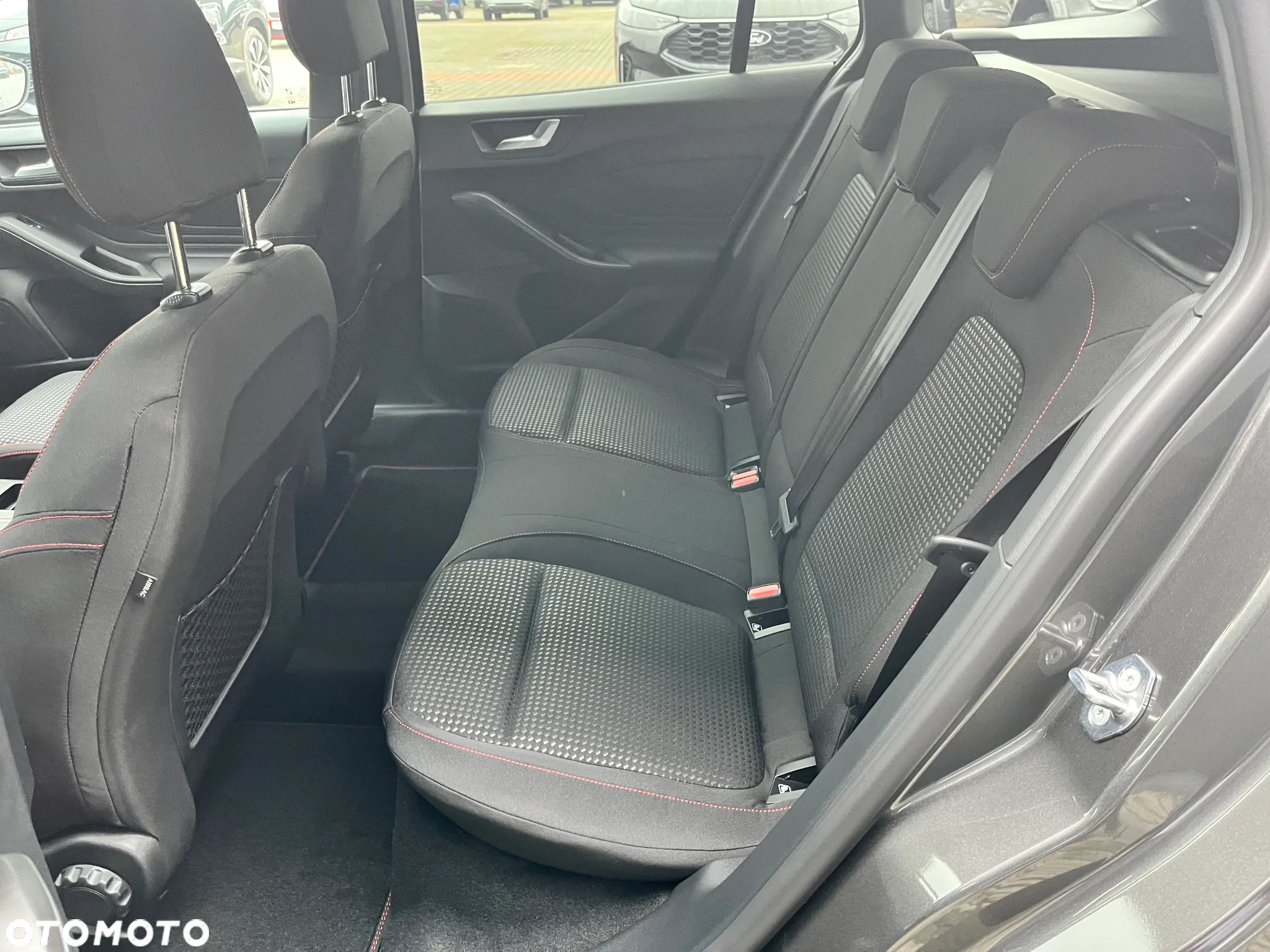 Ford Focus 1.0 EcoBoost mHEV ST-Line X - 19