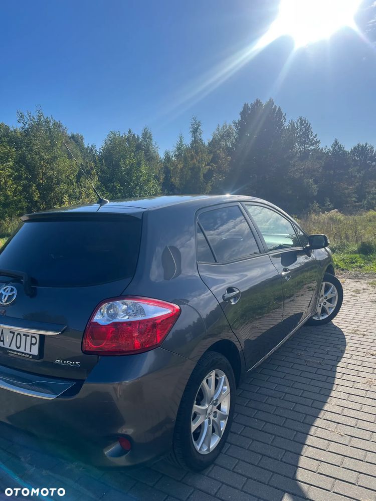 Toyota Auris - 4