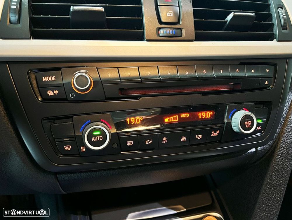 BMW 320 d Touring ED Advantage - 13