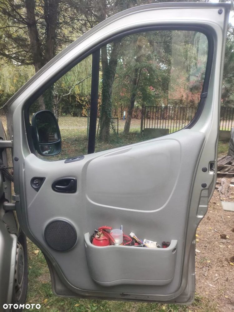Opel Vivaro - 25