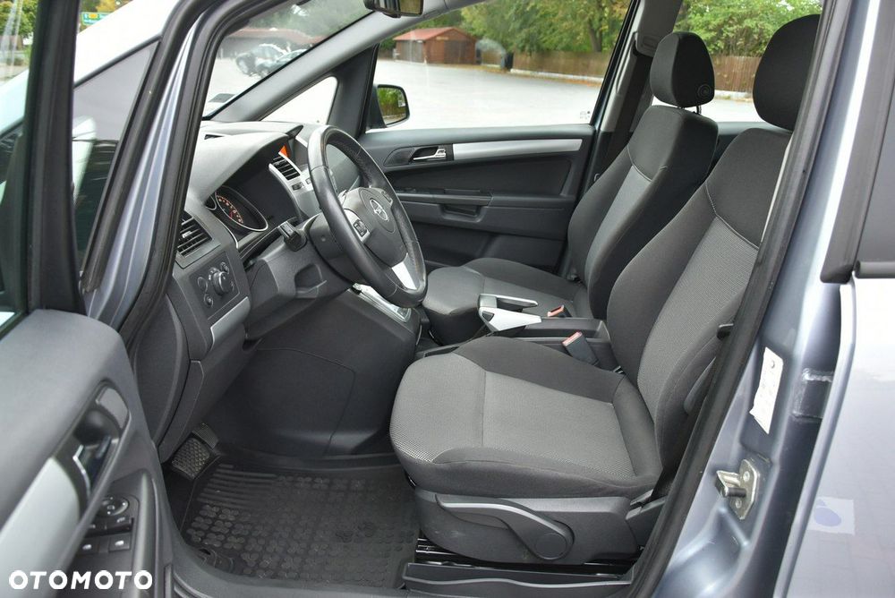 Opel Zafira - 14