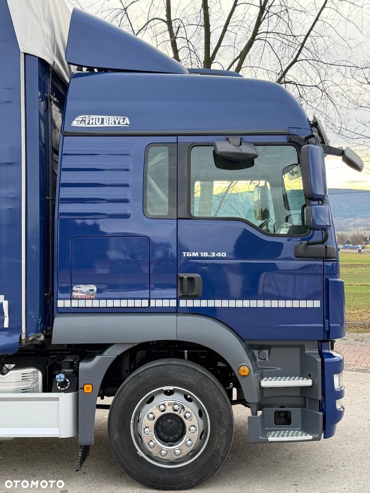 MAN TGM 18.340 / FIRANKA / LIFT / SPROWADZONY / KLIMA POSTOJOWA / 2017 /  9700 ŁADOWNOŚĆ / AUTOMAT / 18 PALET / E6 /  WINDA / - 13