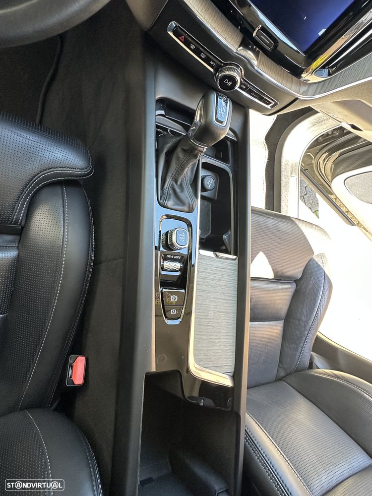 Volvo XC 60 2.0 D4 Inscription Geartronic - 35