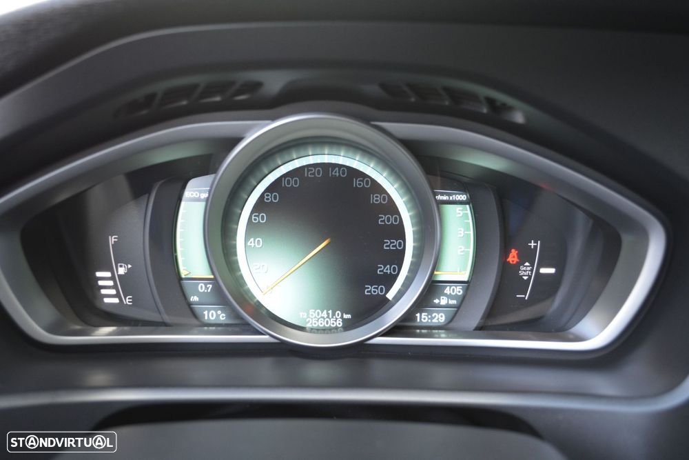 Volvo V40 1.6 D2 Momentum Eco - 22