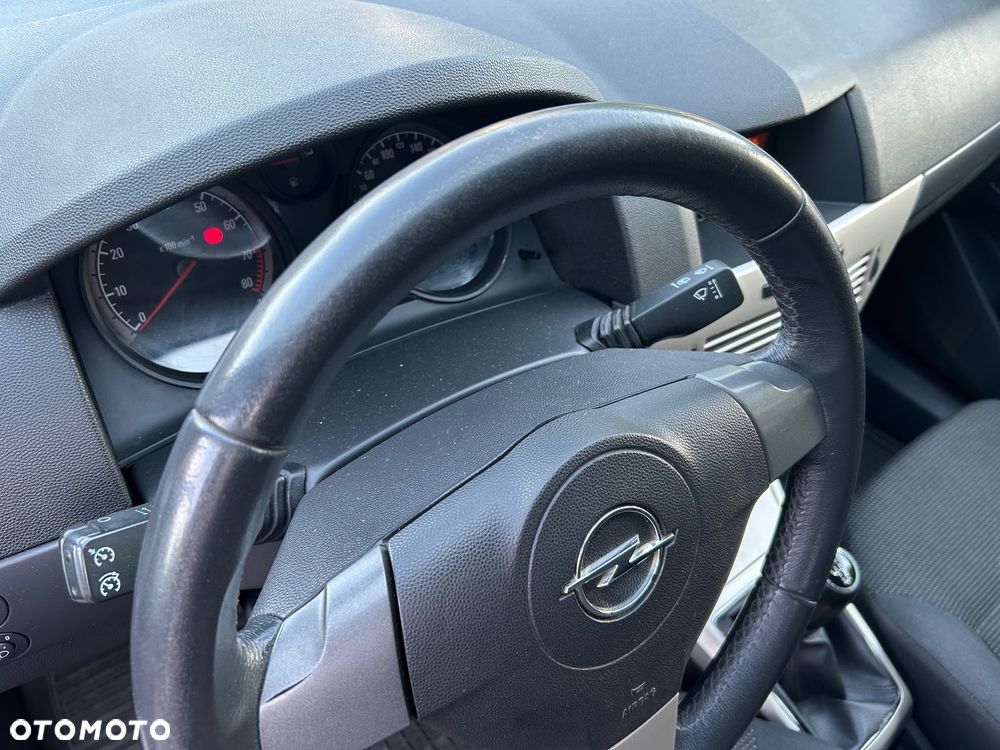 Opel Astra - 21