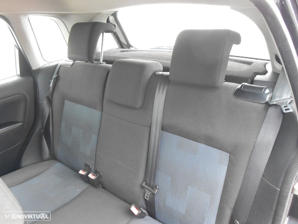 Ford Fiesta 1.25 Connection - 18