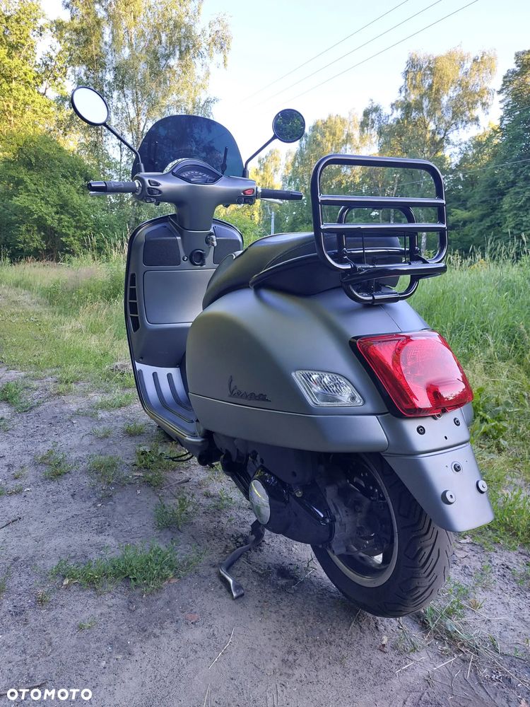Vespa GTS - 8