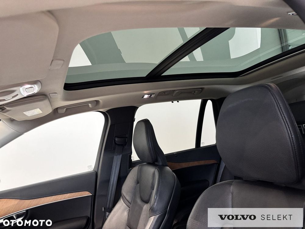 Volvo XC 90 - 27