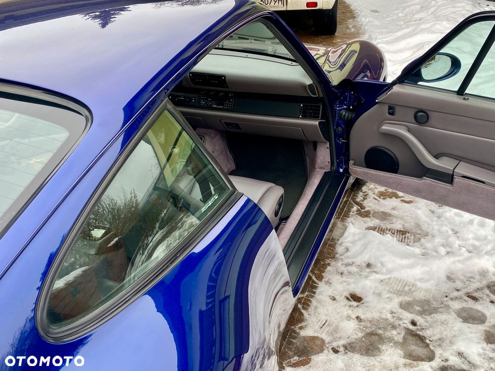 Porsche 911 Carrera - 18