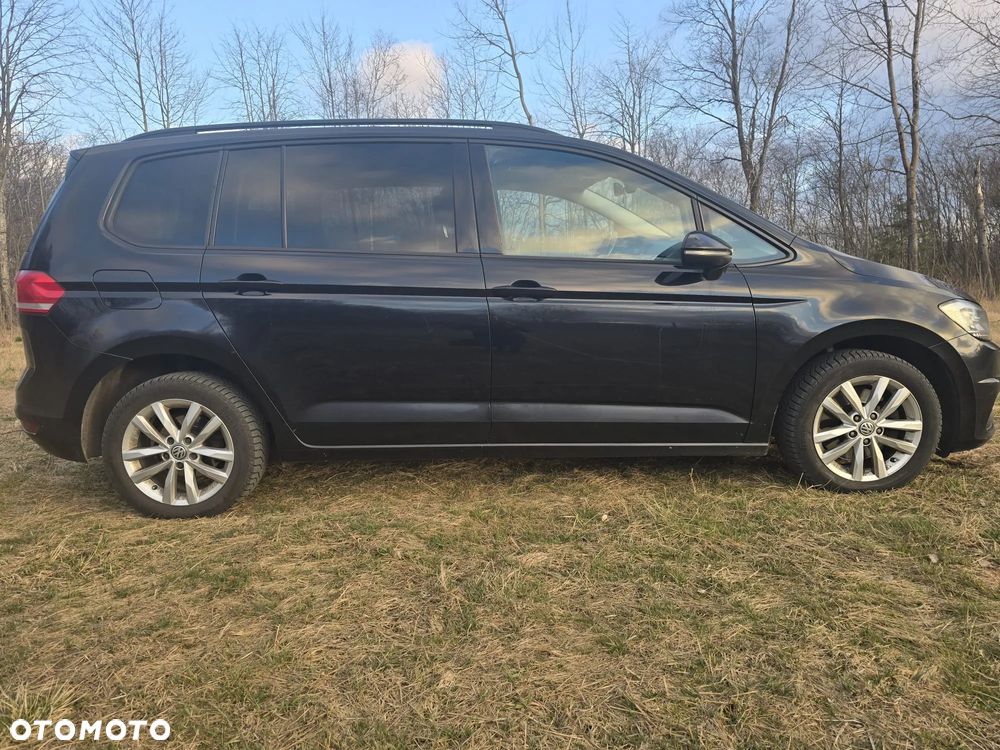 Volkswagen Touran 2.0 TDI BMT Comfortline - 21