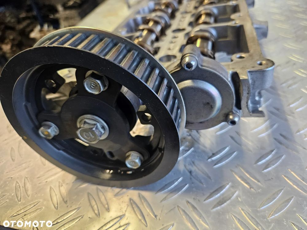 Wałki rozrządu Kia Hyundai 1.6 crdi 24400-2u011 uszkodzone - 5