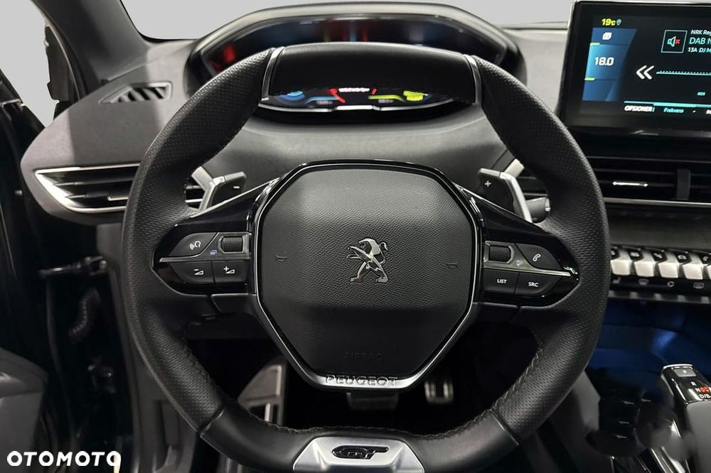 Peugeot 3008 1.6 PureTech HYbrid4 GT Line S&S EAT8 - 17