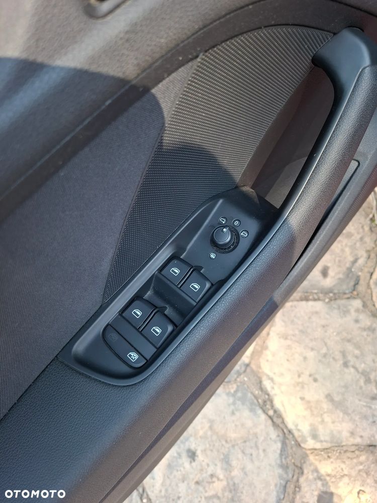 Audi A3 Sportback 2.0 TDI (clean diesel) quattro Attraction - 10