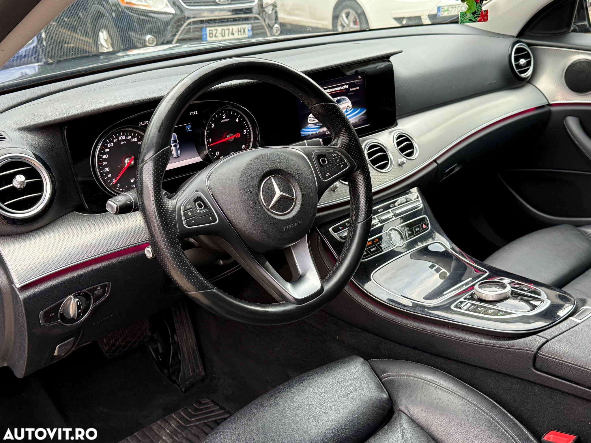 Mercedes-Benz E 200 d T 9G-TRONIC Avantgarde - 11