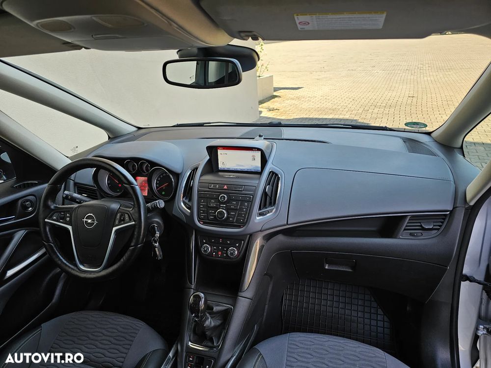 Opel Zafira Tourer 2.0 CDTI ECOFLEX Start/Stop Innovation - 9