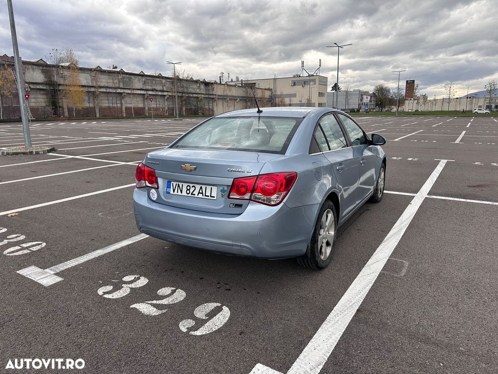 Chevrolet Cruze 2.0 LT - 8