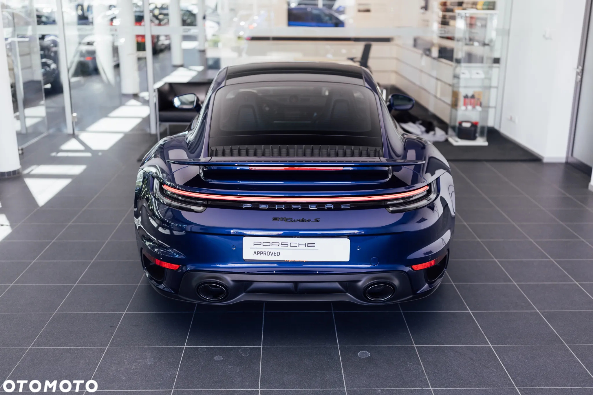 Porsche 911 Turbo S - 15