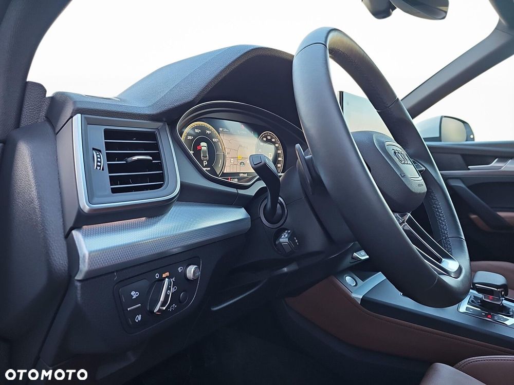 Audi Q5 Sportback - 11