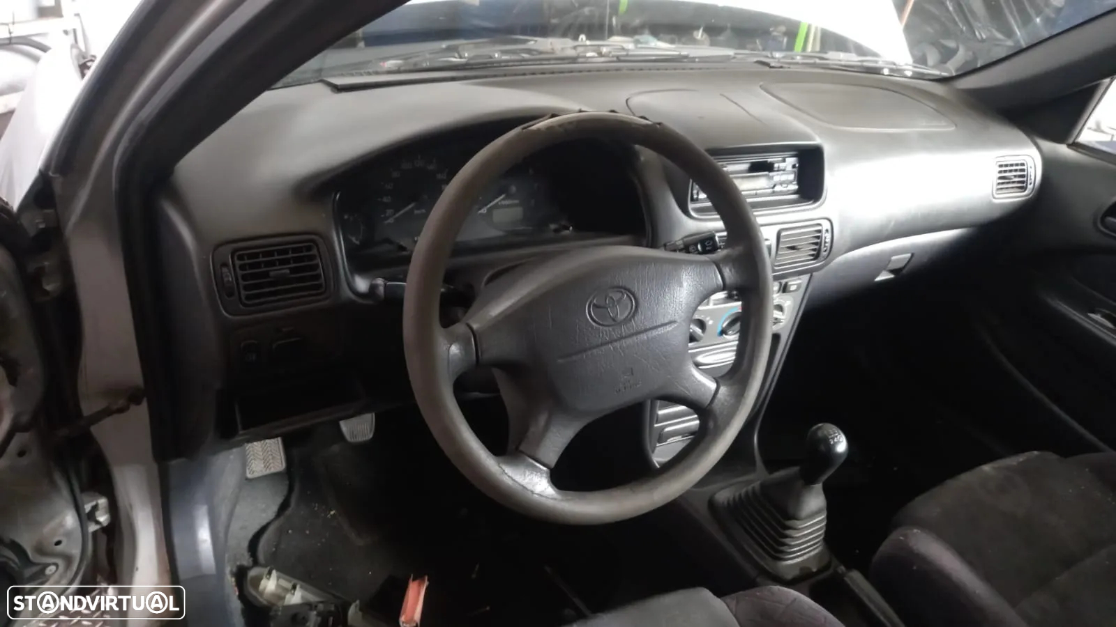 Portas Toyota Corolla E11 Liftback 1.4 de 1999 - 6